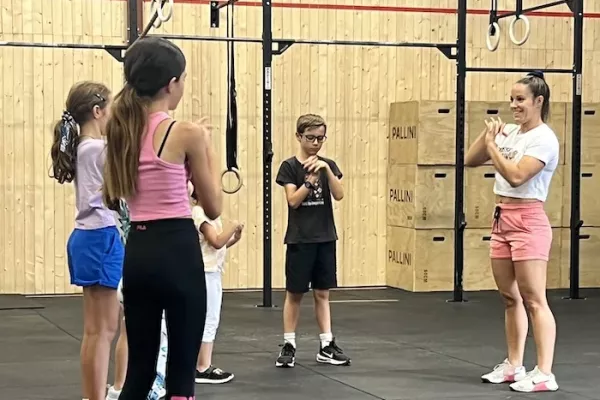 crossfitkids100D659512-BC7A-4E99-1D28-3FDC561326EE.webp